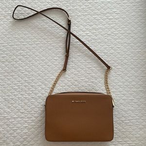 Michael Kors Crossbody Bag